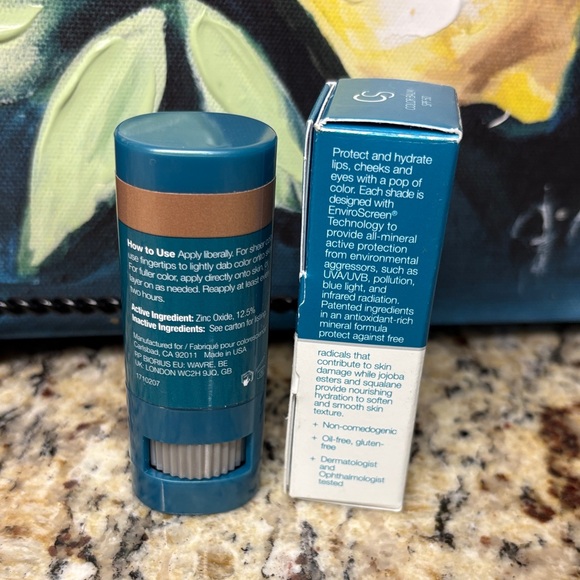 Colorscience Sunforgettable Total Protection Color Balm SPF 50 – Shade GLOW - Picture 7 of 7